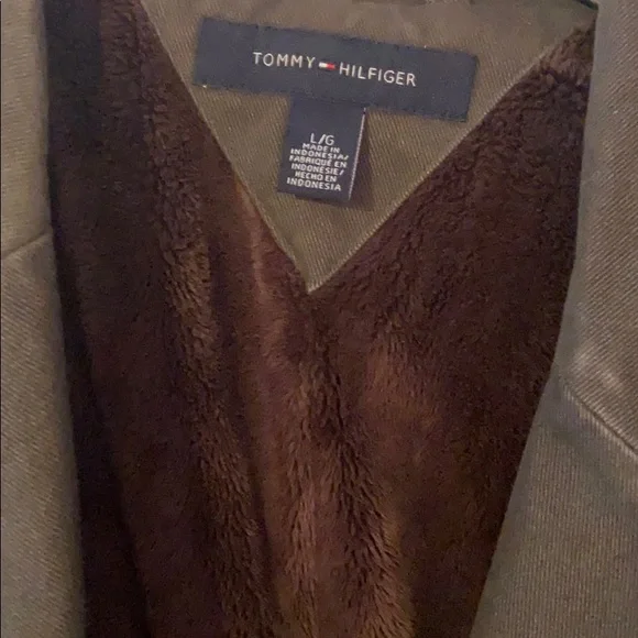 TOMMY HILFIGER WINTER JACKET LARGE OLIVE GREEN EXCELLENT CONDITION - Picture 6 of 8